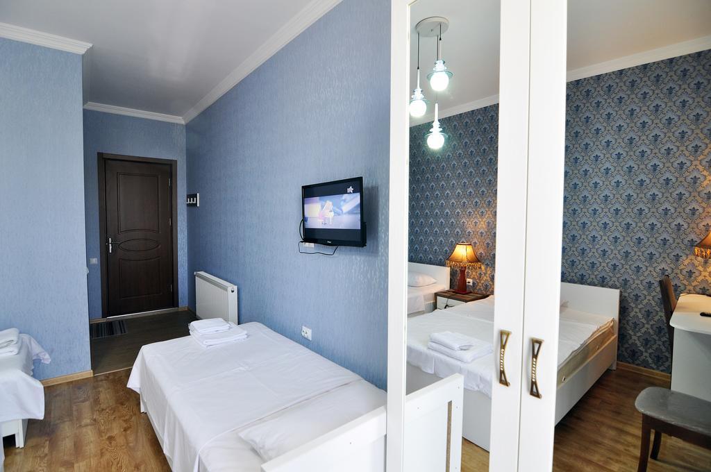 Flamingo Group Hotel Tbilisi Kamer foto