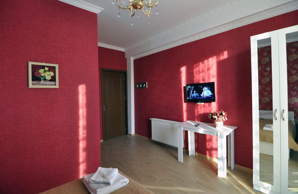 Flamingo Group Hotel Tbilisi Buitenkant foto