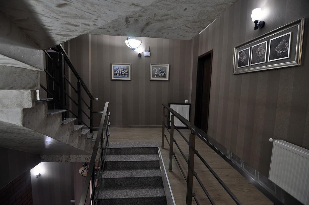 Flamingo Group Hotel Tbilisi Buitenkant foto