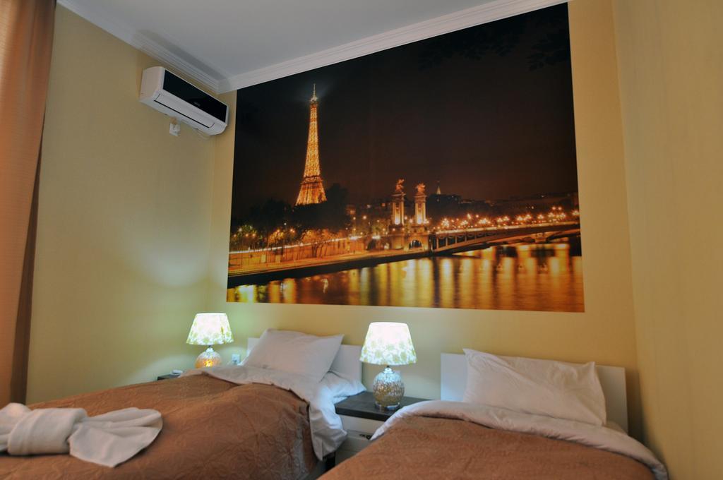 Flamingo Group Hotel Tbilisi Kamer foto