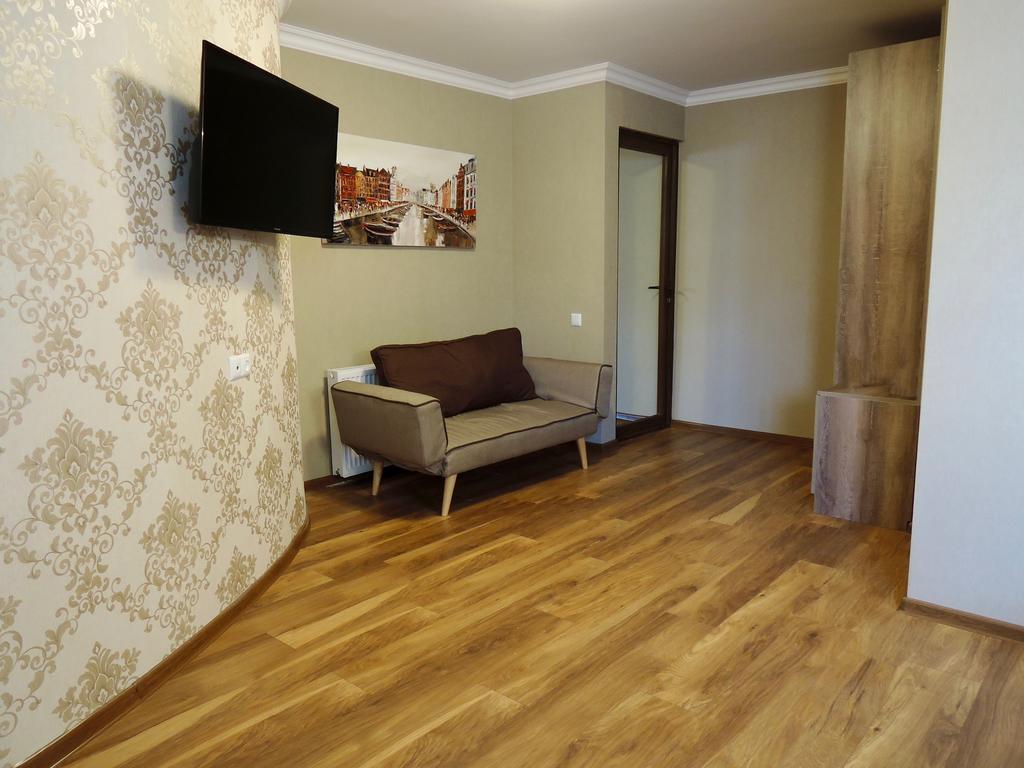 Flamingo Group Hotel Tbilisi Buitenkant foto