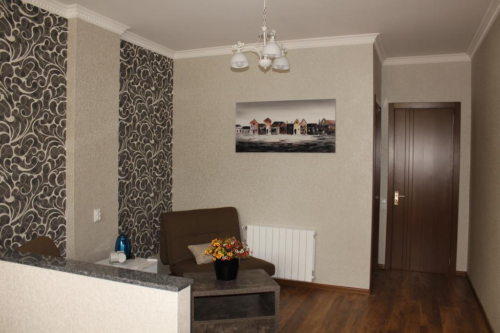 Flamingo Group Hotel Tbilisi Buitenkant foto